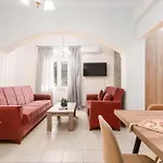 Dora\'S Apartment