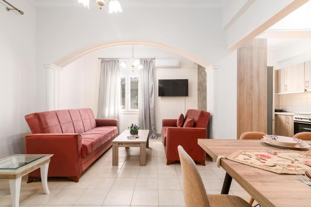 Dora's Apartment *
